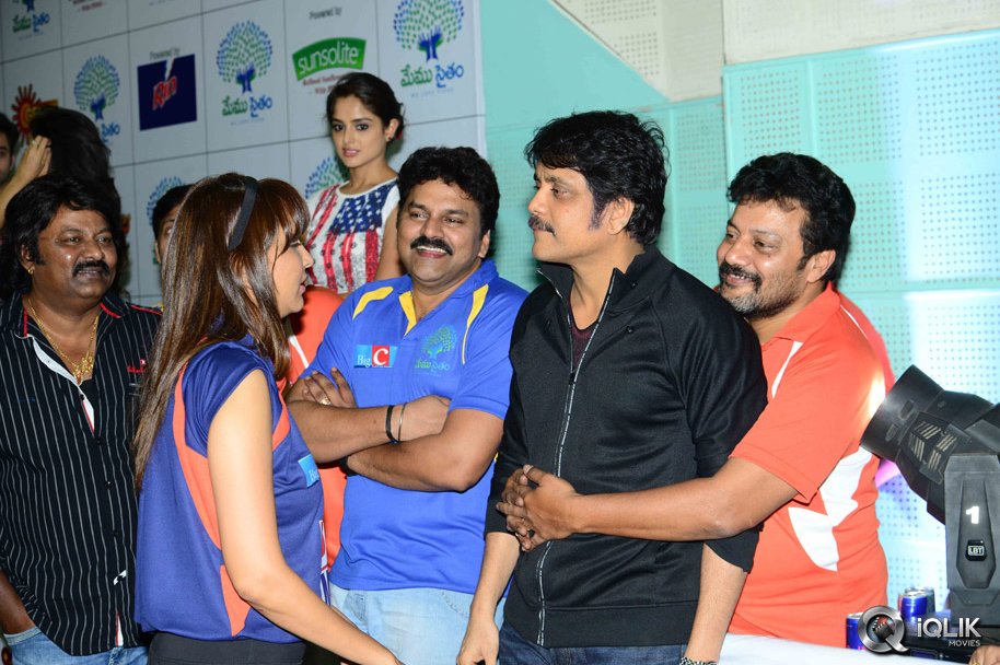 Memu-Saitham-Cricket-Match-Photos